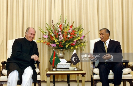 Hazar Imam with Prime Minister Shaukat Aziz of Pakistan  2007-03-07